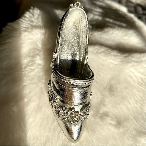 VICTORIAN Style Silver Tone Shoe Ornaments Set of 6 - Picture 11 of 16